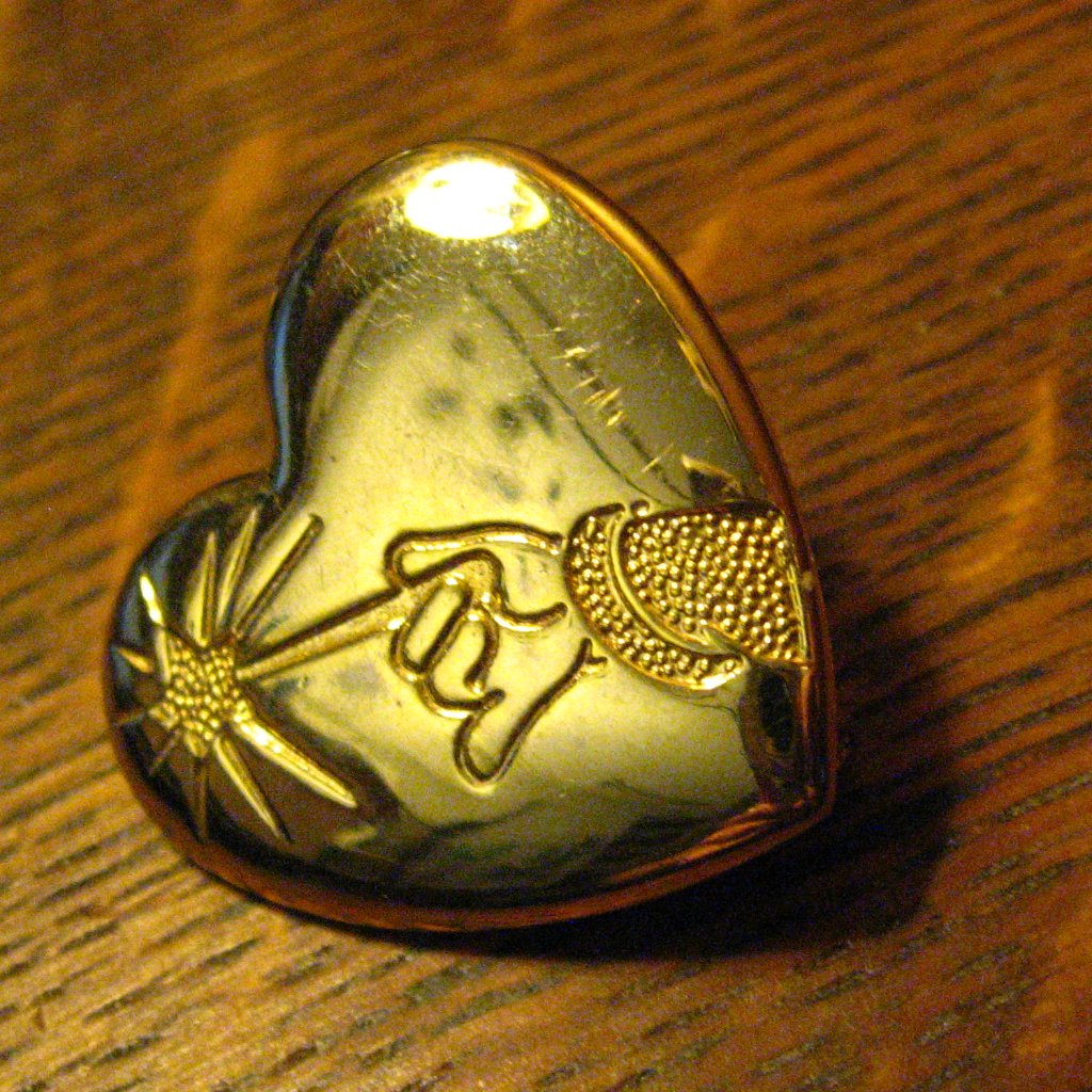 Mickey Mouse Wizard Heart Disney Pin Brooch